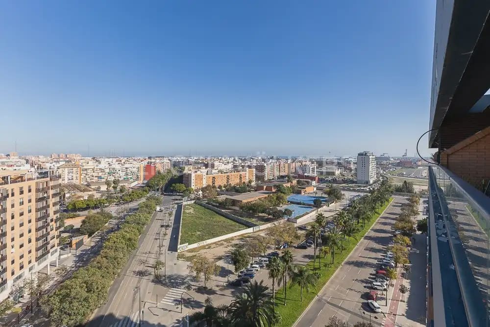 4 quarto Penthouse para arrendar em Valencia cidade com piscina garagem - 5 000 € (Ref: 9995979)