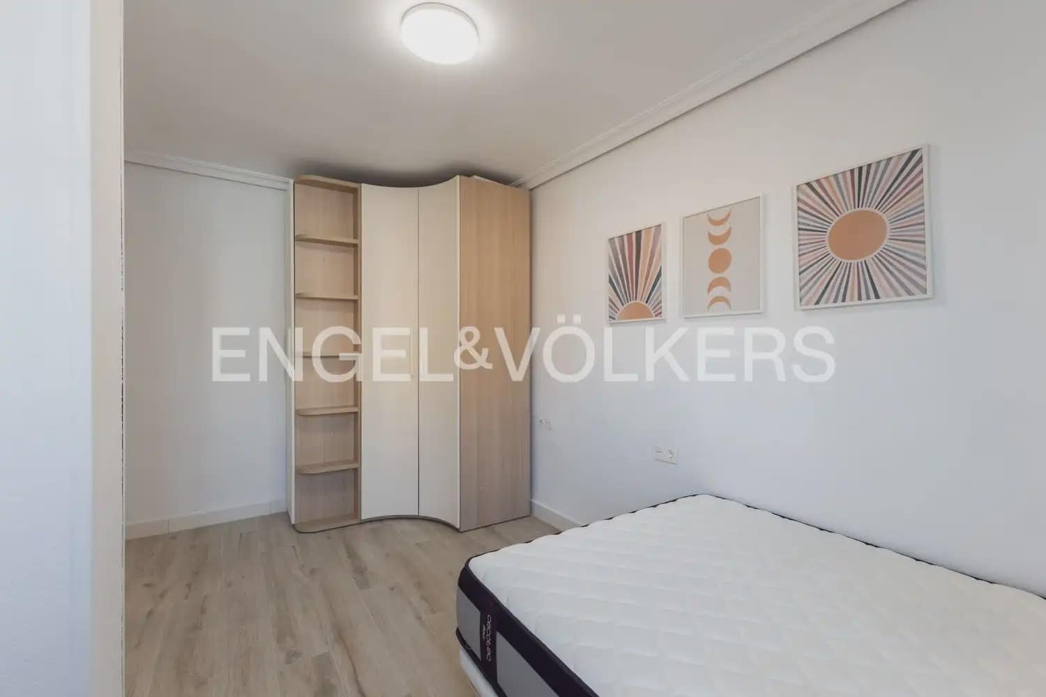 3 camera da letto Appartamento da affittare in Mislata con garage - 1.800 € (Rif: 9996082)