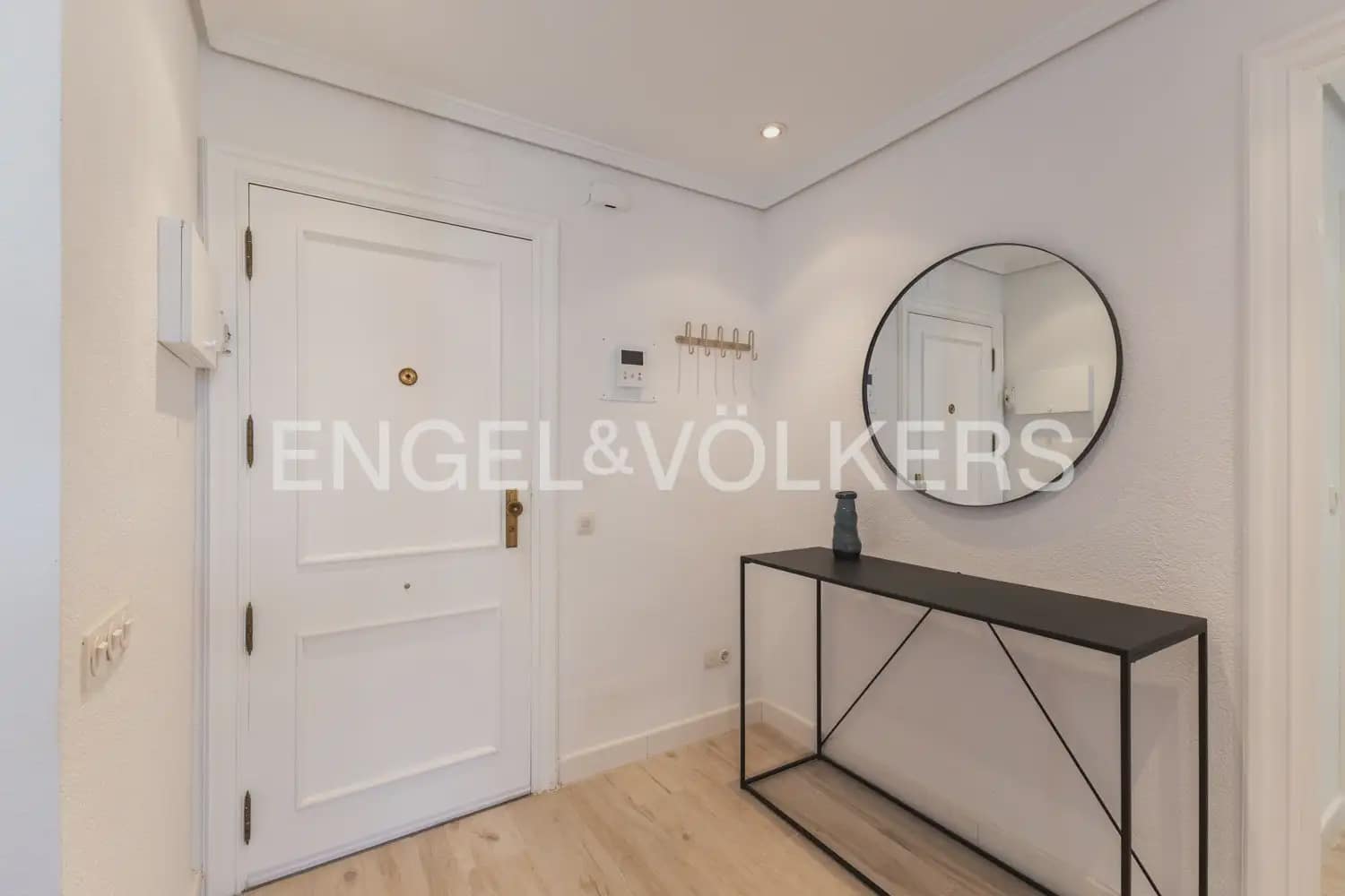 3 camera da letto Appartamento da affittare in Mislata con garage - 1.800 € (Rif: 9996082)