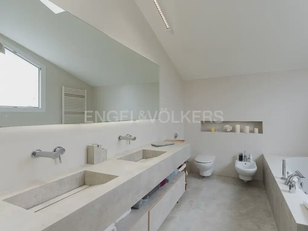 Chalet de 6 habitaciones en Bétera en alquiler con piscina - 8.000 € (Ref: 9996083)