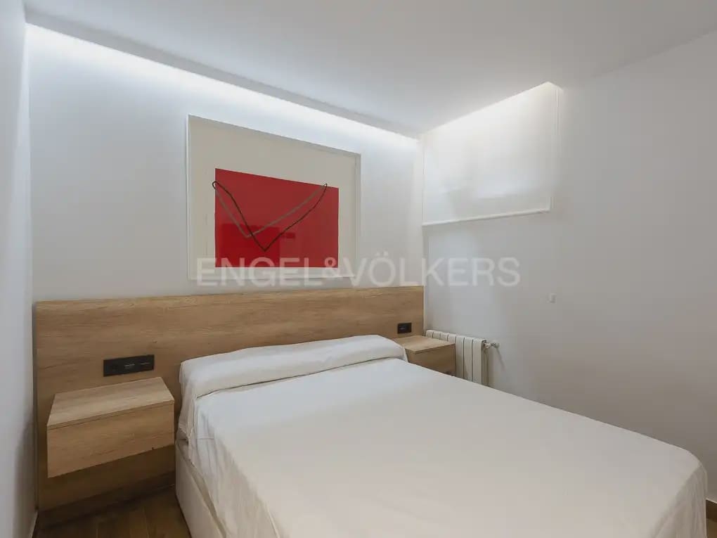 Chalet de 6 habitaciones en Bétera en alquiler con piscina - 8.000 € (Ref: 9996083)