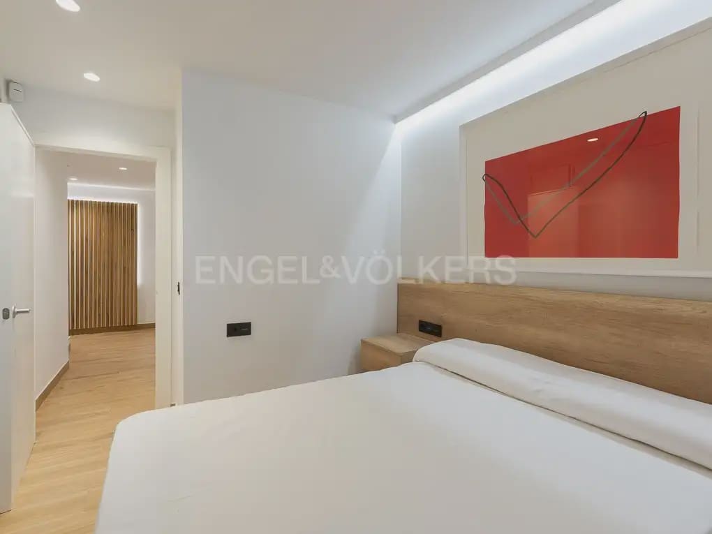 Chalet de 6 habitaciones en Bétera en alquiler con piscina - 8.000 € (Ref: 9996083)