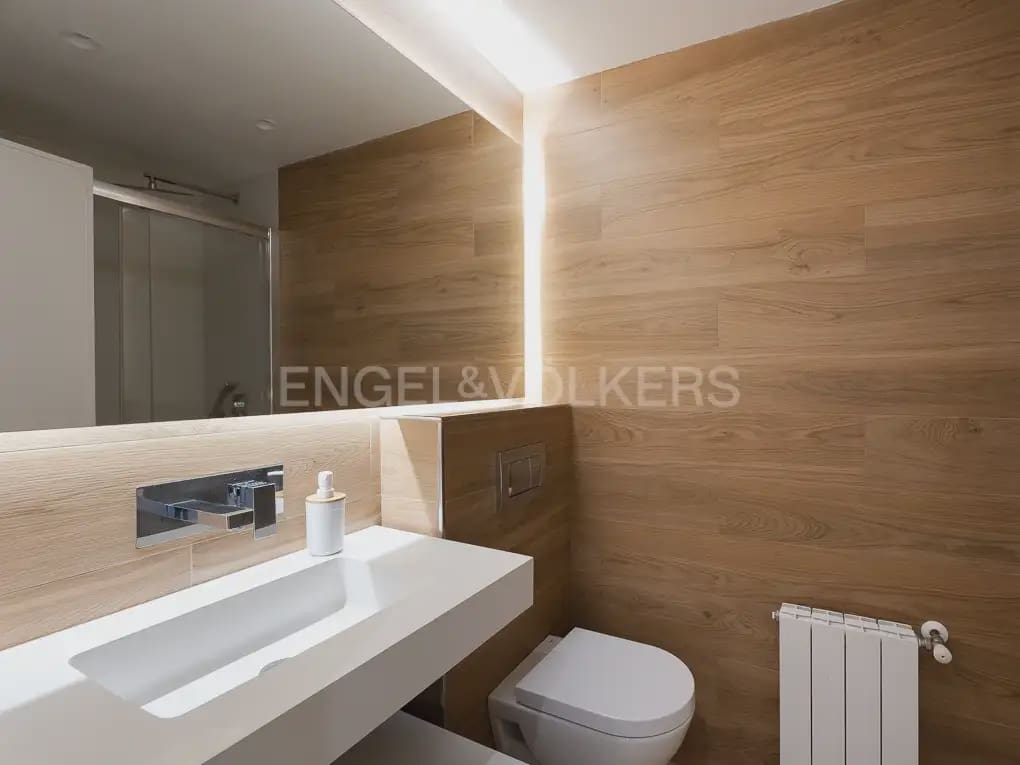 Chalet de 6 habitaciones en Bétera en alquiler con piscina - 8.000 € (Ref: 9996083)
