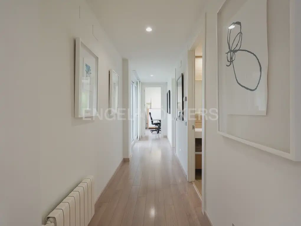 Chalet de 6 habitaciones en Bétera en alquiler con piscina - 8.000 € (Ref: 9996083)