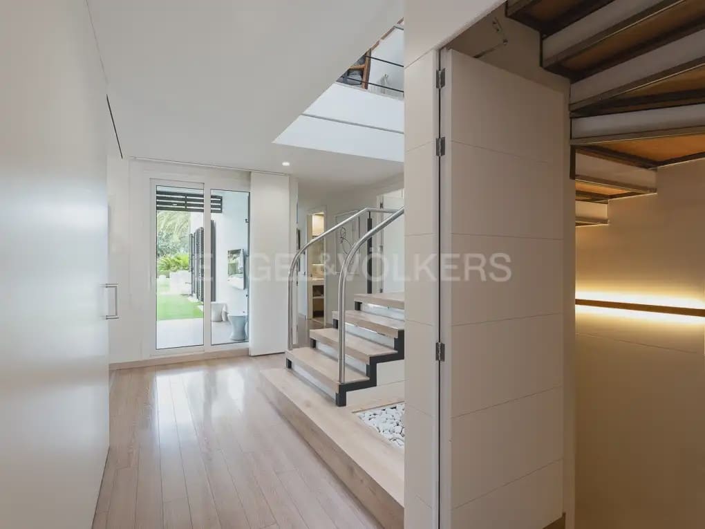 Chalet de 6 habitaciones en Bétera en alquiler con piscina - 8.000 € (Ref: 9996083)