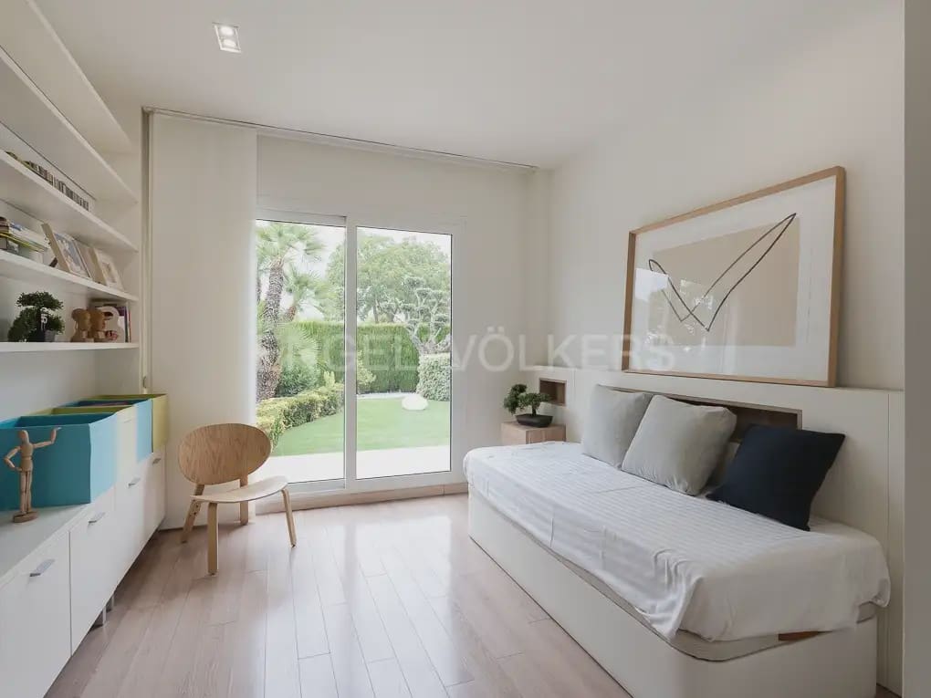 Chalet de 6 habitaciones en Bétera en alquiler con piscina - 8.000 € (Ref: 9996083)