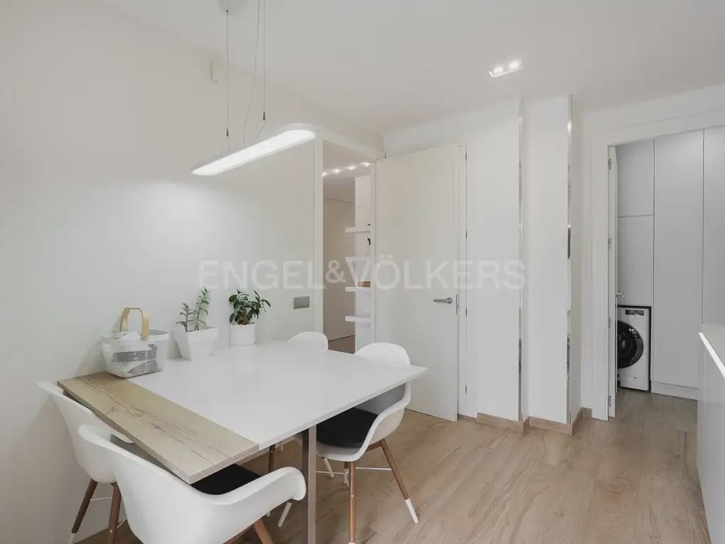 Chalet de 6 habitaciones en Bétera en alquiler con piscina - 8.000 € (Ref: 9996083)