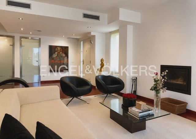 3 soverom Rekkehus til leie i Massarrojos, Valencia by med svømmebasseng garasje - € 4 100 (Ref: 9996345)