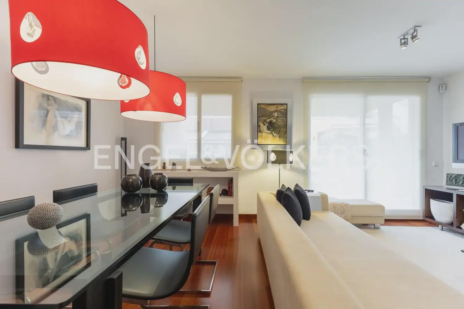 3 sovrum Radhus att hyra i Valencia stad med pool garage - 4 100 € (Ref: 9996345)
