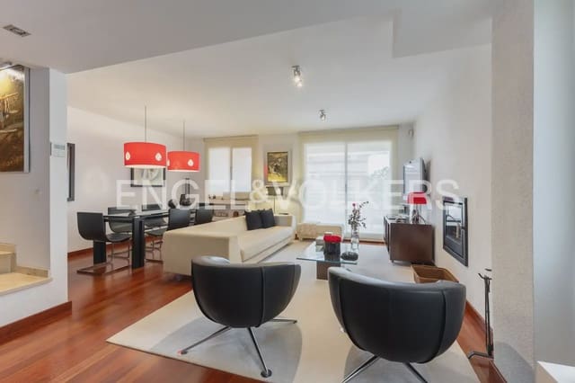 3 soverom Rekkehus til leie i Massarrojos, Valencia by med svømmebasseng garasje - € 4 100 (Ref: 9996345)