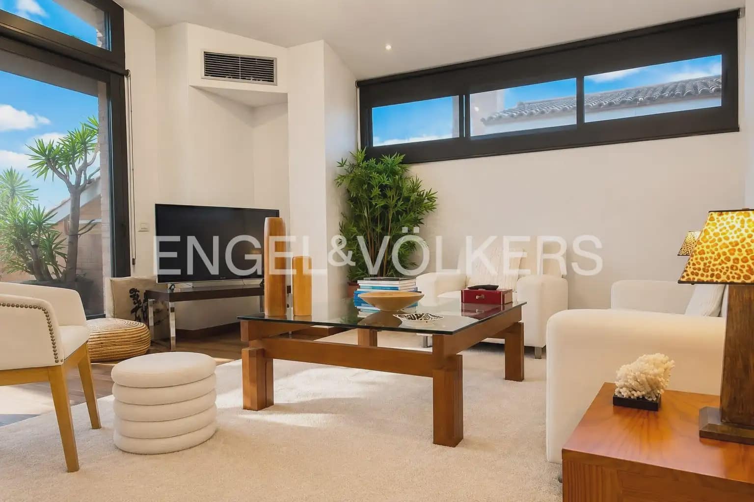 3 sovrum Radhus att hyra i Valencia stad med pool garage - 4 100 € (Ref: 9996345)