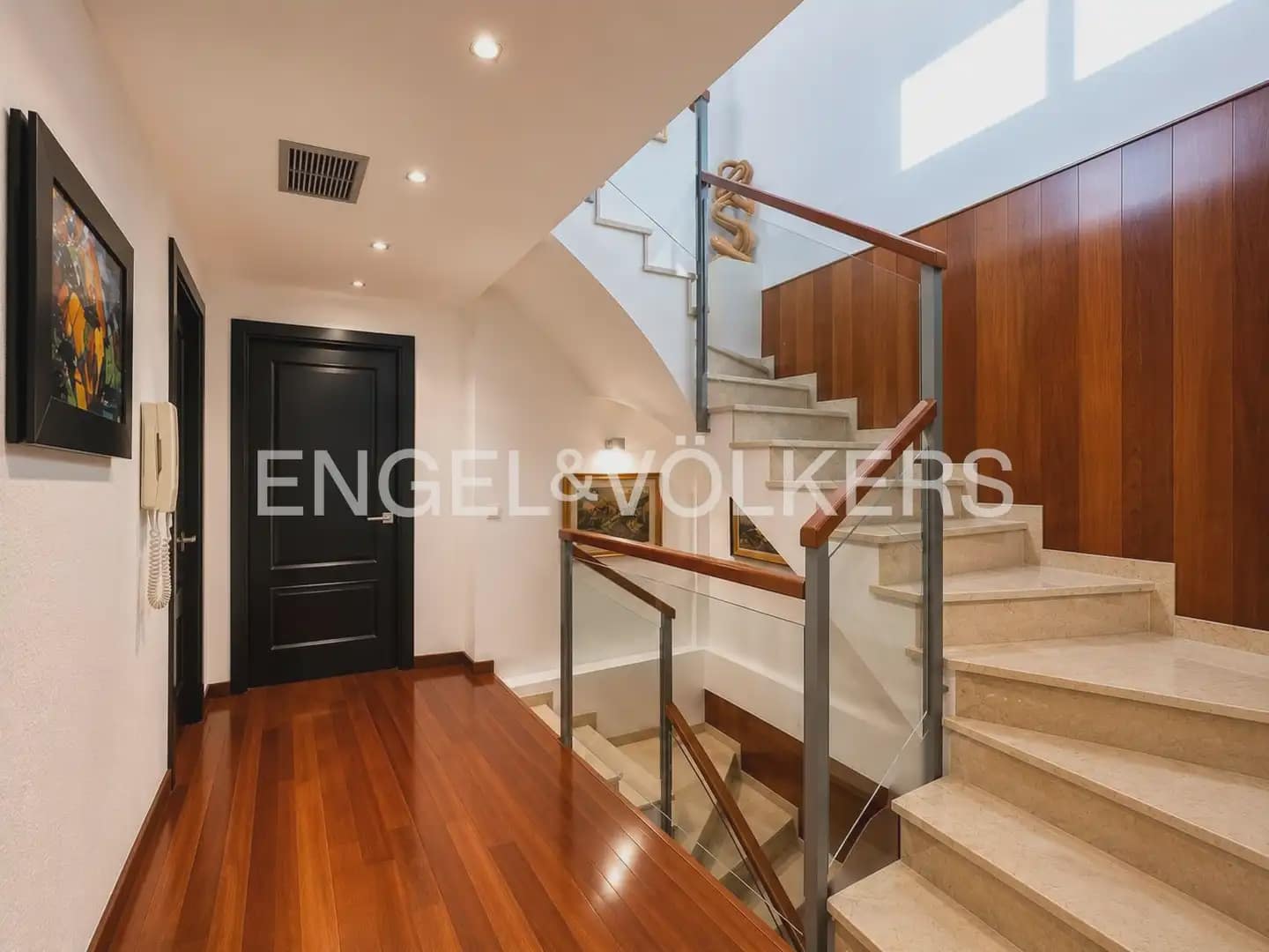 3 sovrum Radhus att hyra i Valencia stad med pool garage - 4 100 € (Ref: 9996345)