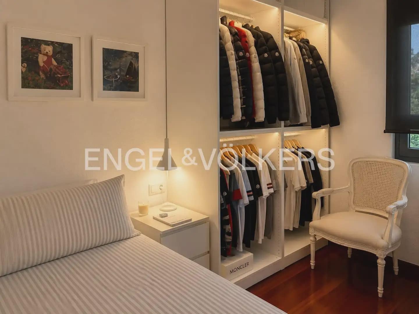 3 sovrum Radhus att hyra i Valencia stad med pool garage - 4 100 € (Ref: 9996345)