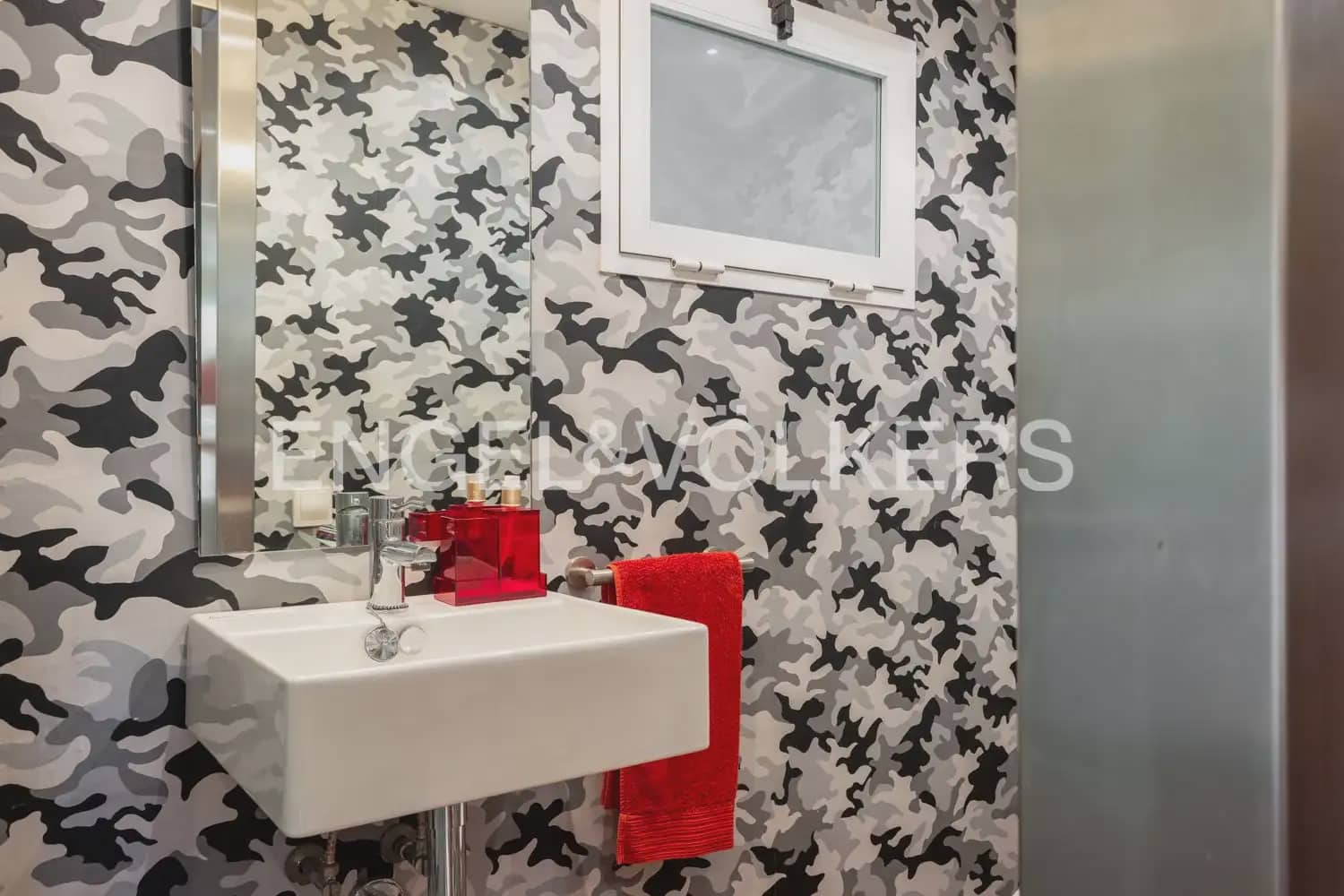 3 sovrum Radhus att hyra i Valencia stad med pool garage - 4 100 € (Ref: 9996345)