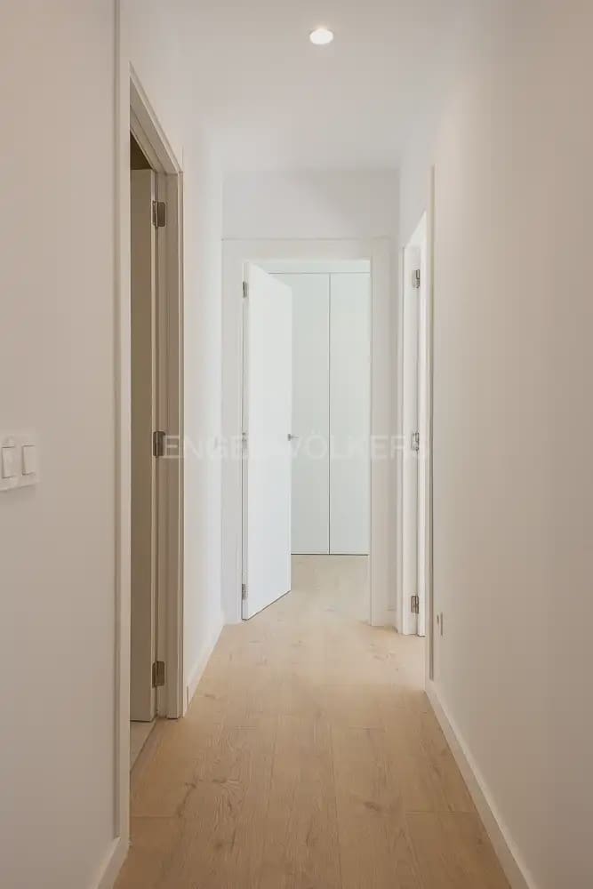 3 soverom Leilighet til leie i Valencia by med svømmebasseng garasje - € 2 500 (Ref: 9997550)