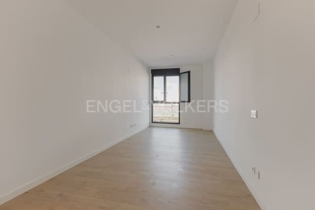 3 quarto Apartamento para arrendar em Russafa, Valência cidade - 2 500 € (Ref: 9997550)
