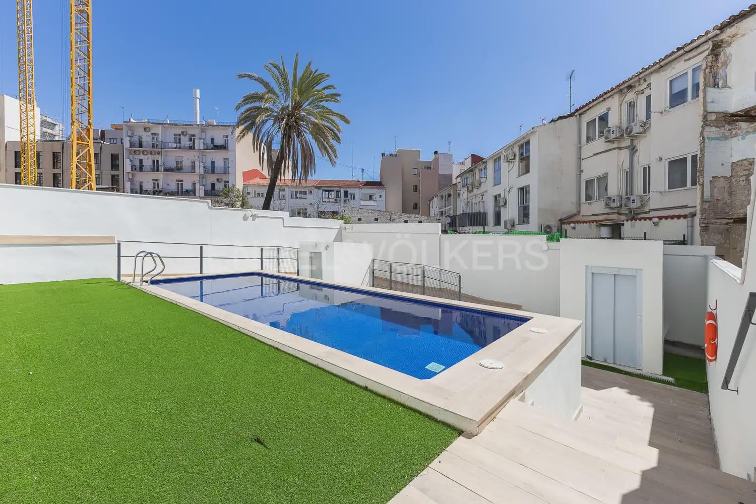 3 soverom Leilighet til leie i Valencia by med svømmebasseng garasje - € 2 500 (Ref: 9997550)
