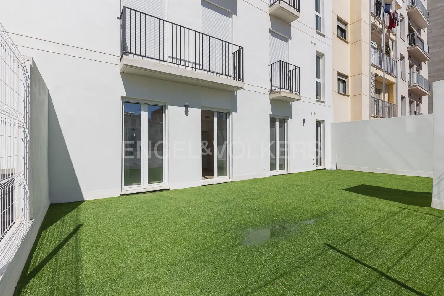 3 soverom Leilighet til leie i Valencia by med svømmebasseng garasje - € 2 500 (Ref: 9997550)