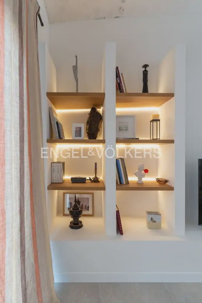 1 sovrum Lägenhet att hyra i Valencia stad - 2 500 € (Ref: 9997551)
