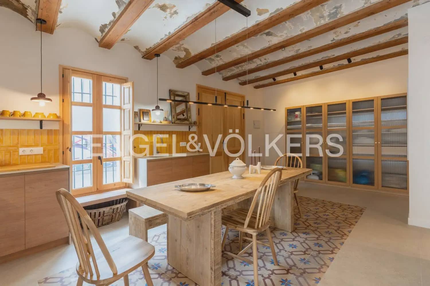 1 sovrum Lägenhet att hyra i Valencia stad - 2 500 € (Ref: 9997551)