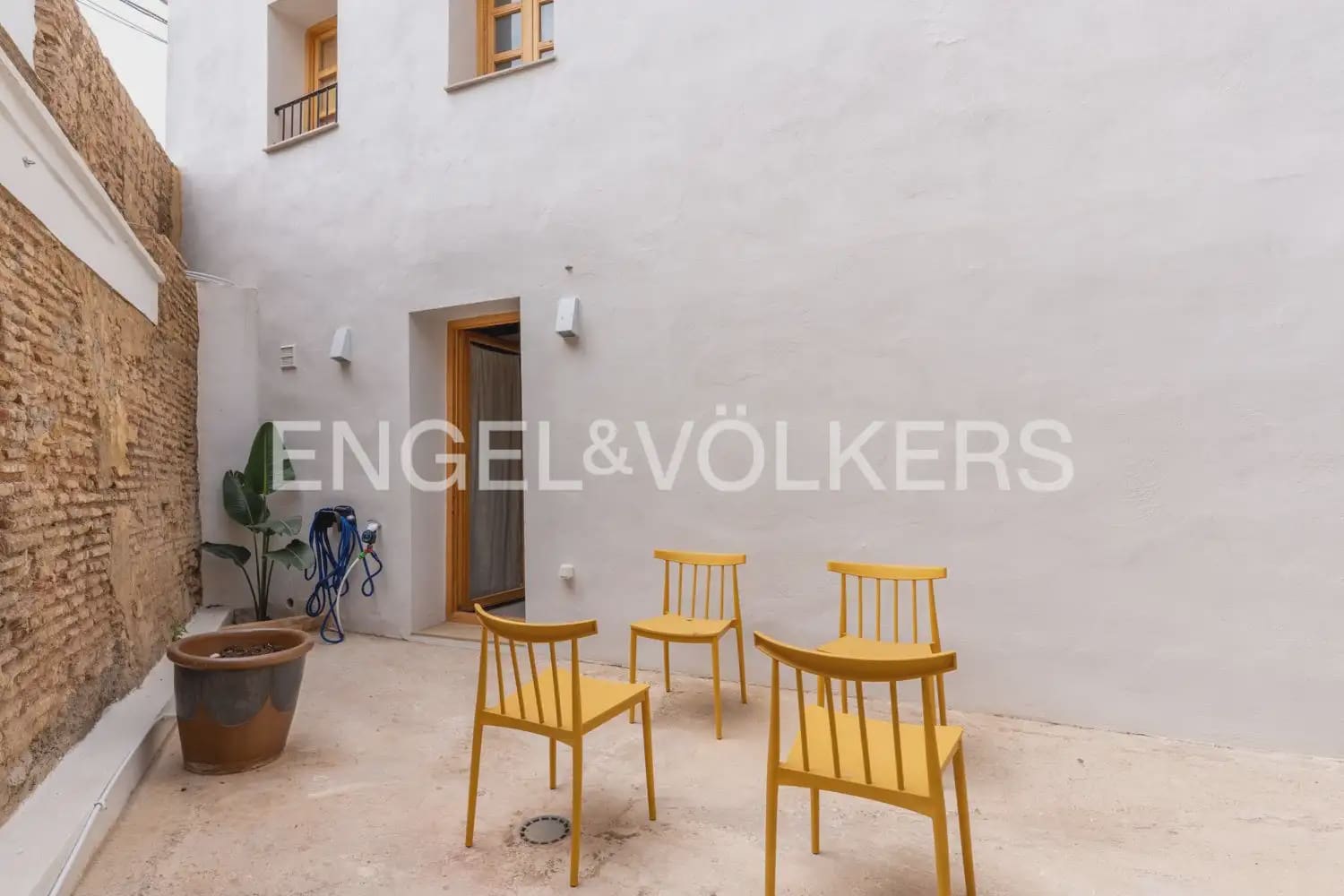 1 sovrum Lägenhet att hyra i Valencia stad - 2 500 € (Ref: 9997551)