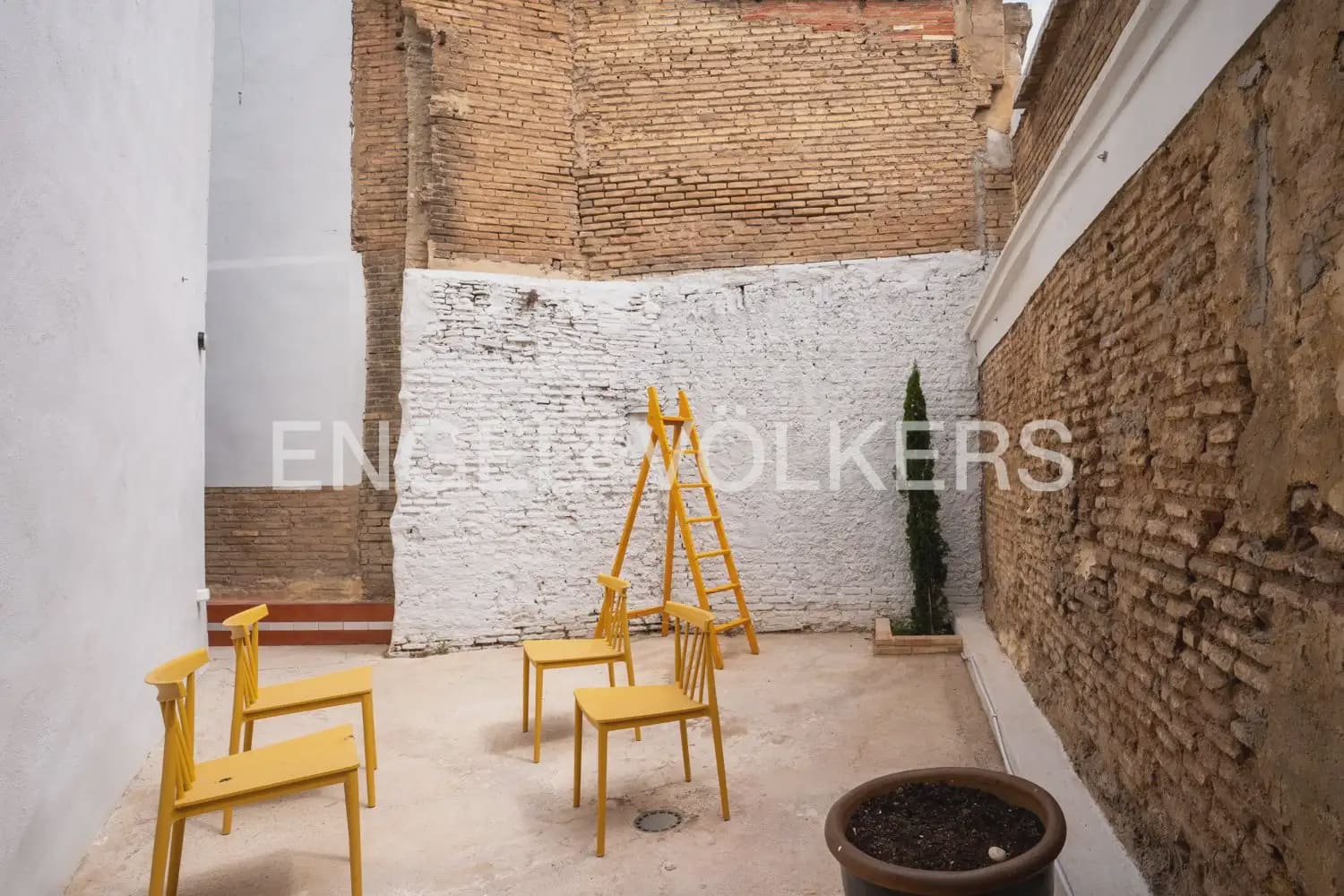 1 sovrum Lägenhet att hyra i Valencia stad - 2 500 € (Ref: 9997551)