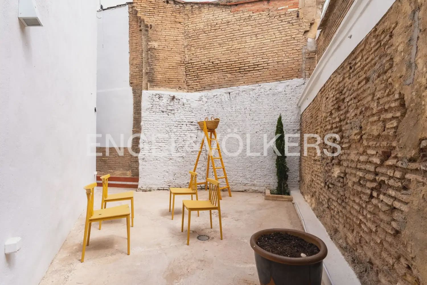1 sovrum Lägenhet att hyra i Valencia stad - 2 500 € (Ref: 9997551)