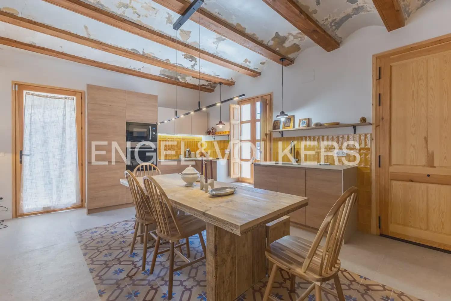 1 sovrum Lägenhet att hyra i Valencia stad - 2 500 € (Ref: 9997551)