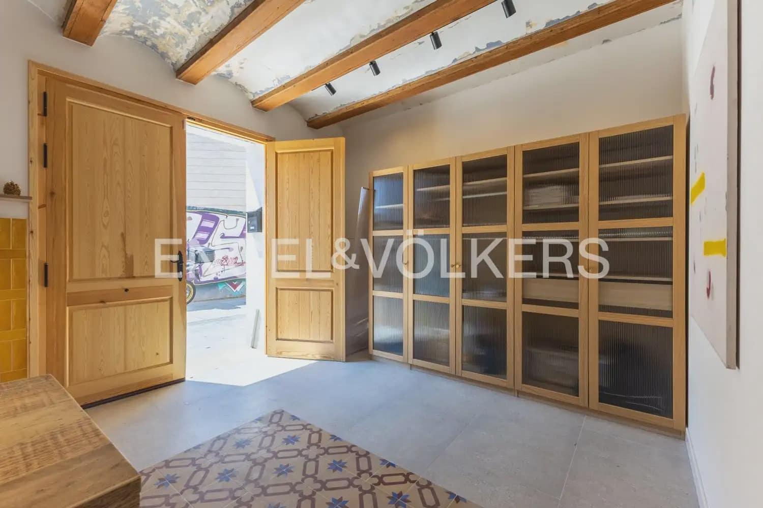 1 sovrum Lägenhet att hyra i Valencia stad - 2 500 € (Ref: 9997551)