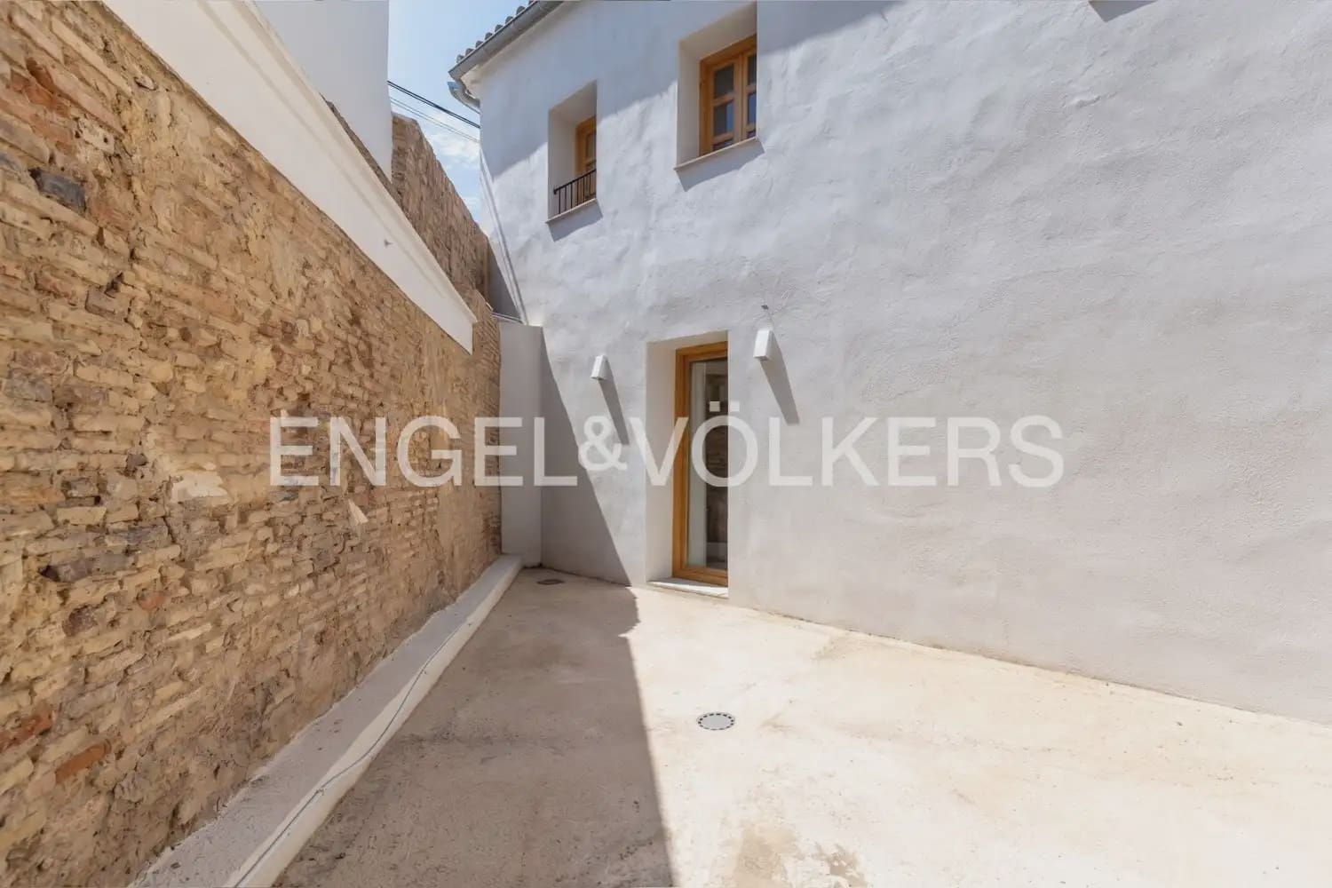 1 sovrum Lägenhet att hyra i Valencia stad - 2 500 € (Ref: 9997551)
