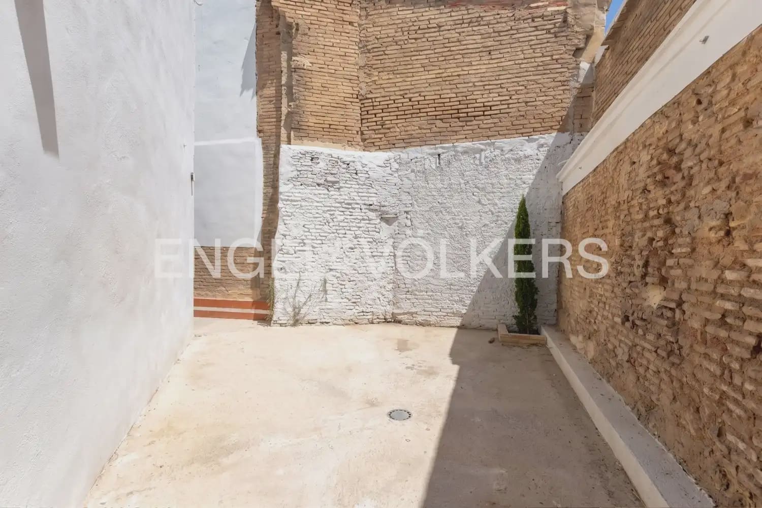 1 sovrum Lägenhet att hyra i Valencia stad - 2 500 € (Ref: 9997551)