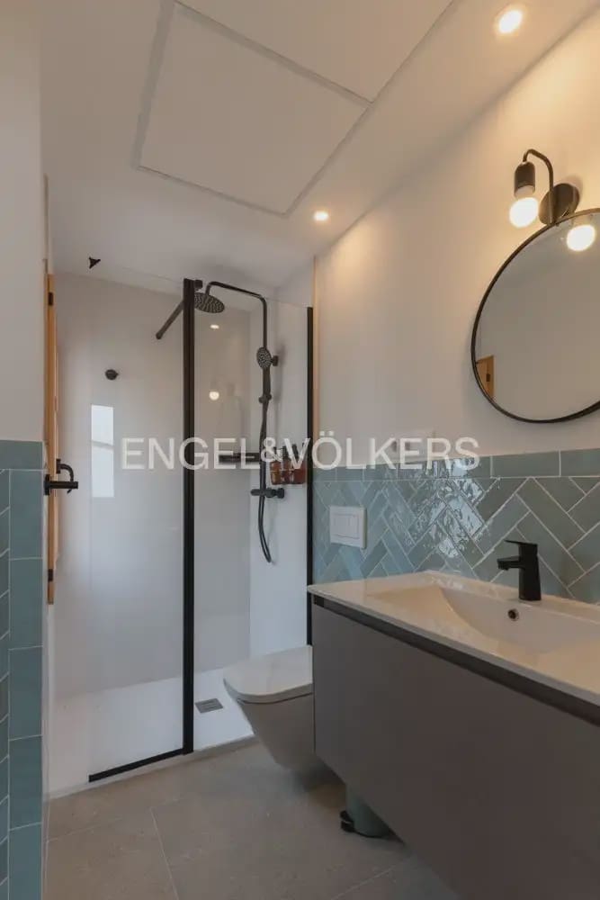 2 sovrum Lägenhet att hyra i Valencia stad - 3 000 € (Ref: 9997552)