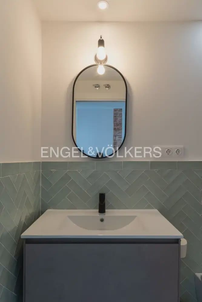 2 sovrum Lägenhet att hyra i Valencia stad - 3 000 € (Ref: 9997552)