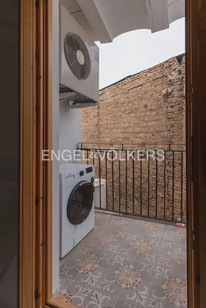 2 sovrum Lägenhet att hyra i Valencia stad - 3 000 € (Ref: 9997552)