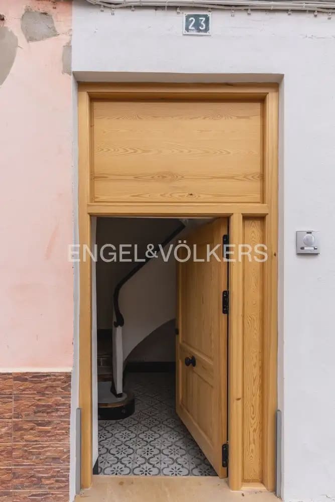 2 sovrum Lägenhet att hyra i Valencia stad - 3 000 € (Ref: 9997552)