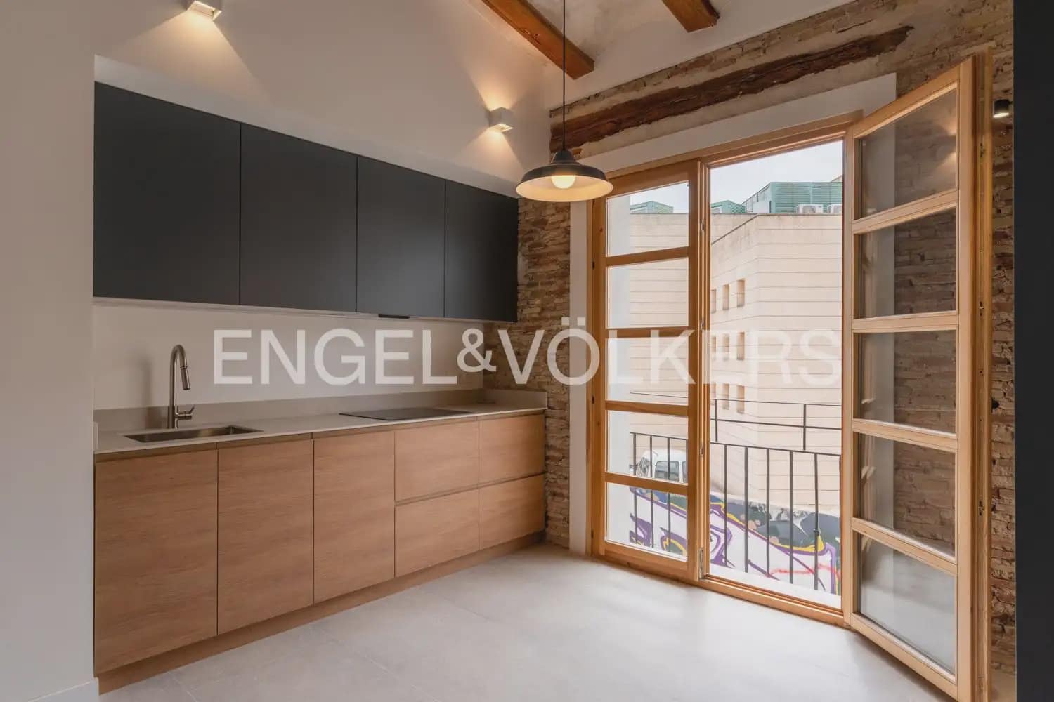2 sovrum Lägenhet att hyra i Valencia stad - 3 000 € (Ref: 9997552)
