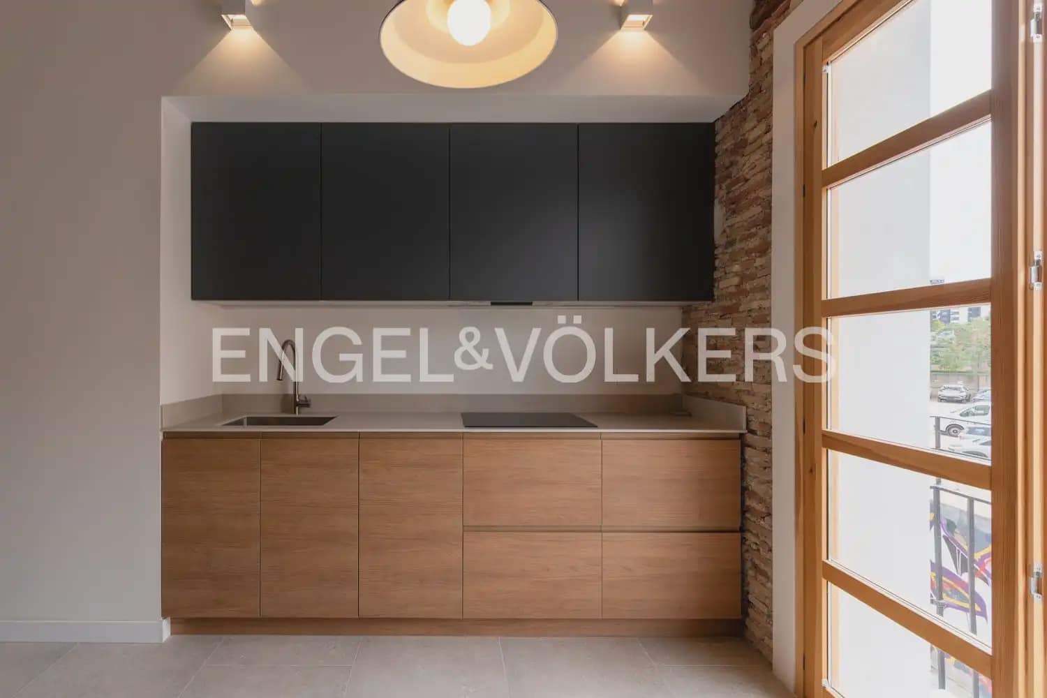 2 sovrum Lägenhet att hyra i Valencia stad - 3 000 € (Ref: 9997552)