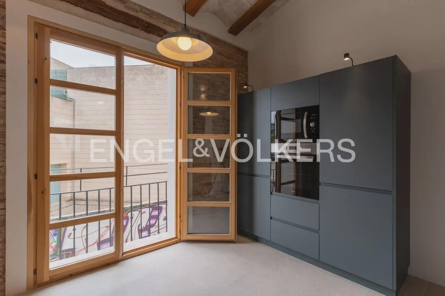 2 sovrum Lägenhet att hyra i Valencia stad - 3 000 € (Ref: 9997552)