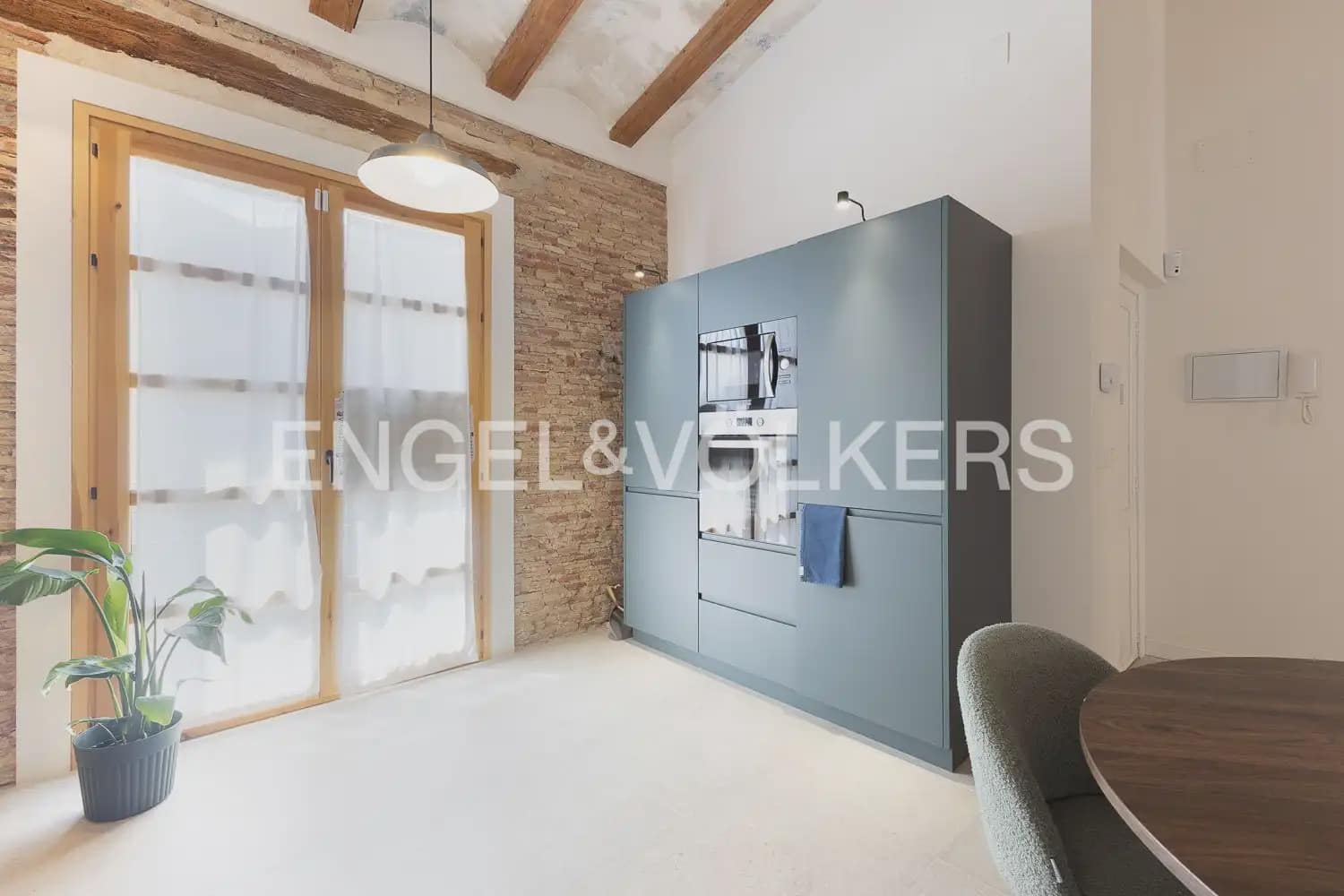 2 sovrum Lägenhet att hyra i Valencia stad - 3 000 € (Ref: 9997552)