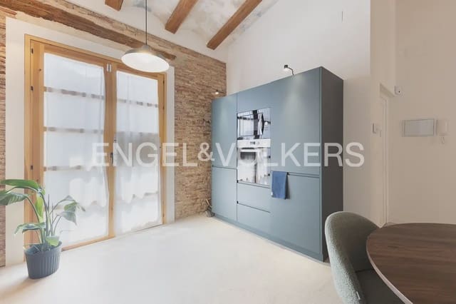 2 soveværelse Lejlighed til leje i Trinitat, Valencia by - € 3.000 (Ref: 9997552)