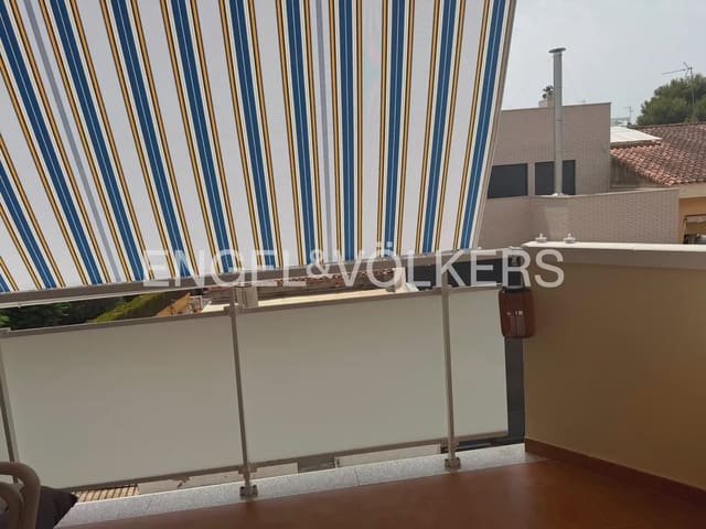 3 quarto Apartamento para arrendar em Playa de Chilches, Chilches com piscina garagem - 4 000 € (Ref: 9997553)