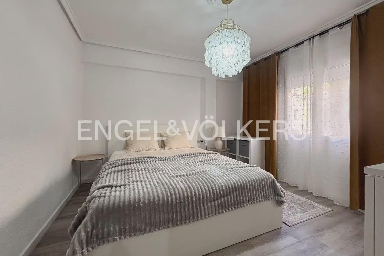 2 Zimmer Wohnung zu vermieten in Valencia Stadt - 1.200 € (Ref: 9997554)