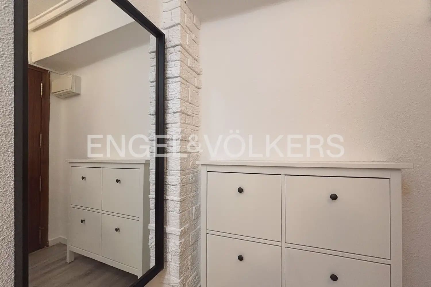 2 Zimmer Wohnung zu vermieten in Valencia Stadt - 1.200 € (Ref: 9997554)