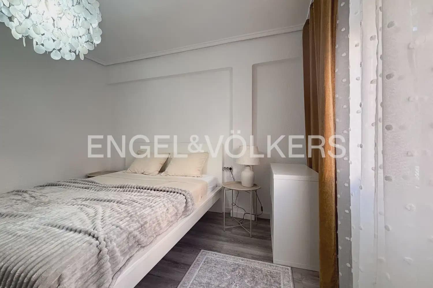 2 Zimmer Wohnung zu vermieten in Valencia Stadt - 1.200 € (Ref: 9997554)