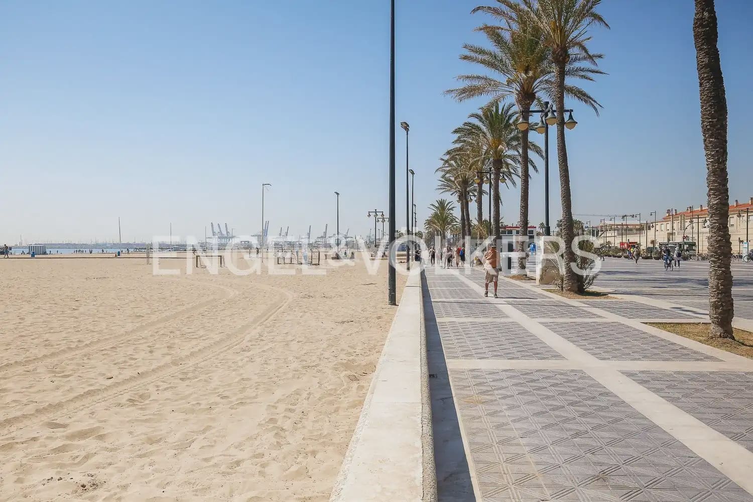 2 Zimmer Wohnung zu vermieten in Valencia Stadt - 1.200 € (Ref: 9997554)