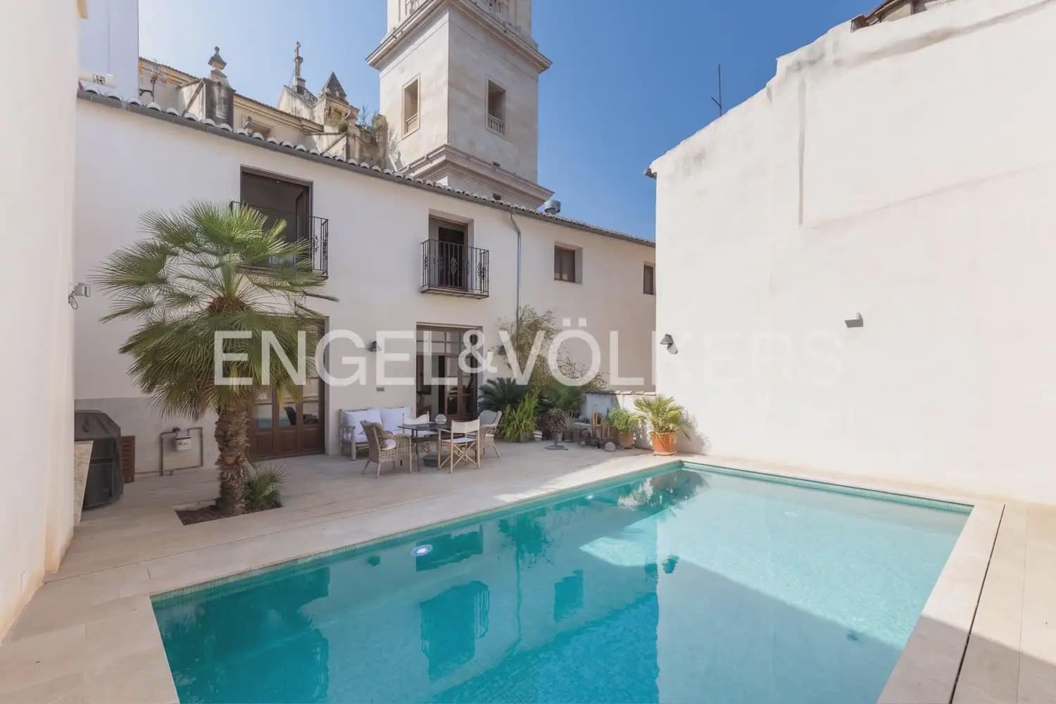 6 soveværelse Byhus til salg i Xativa med swimmingpool garage - € 795.000 (Ref: 9997555)