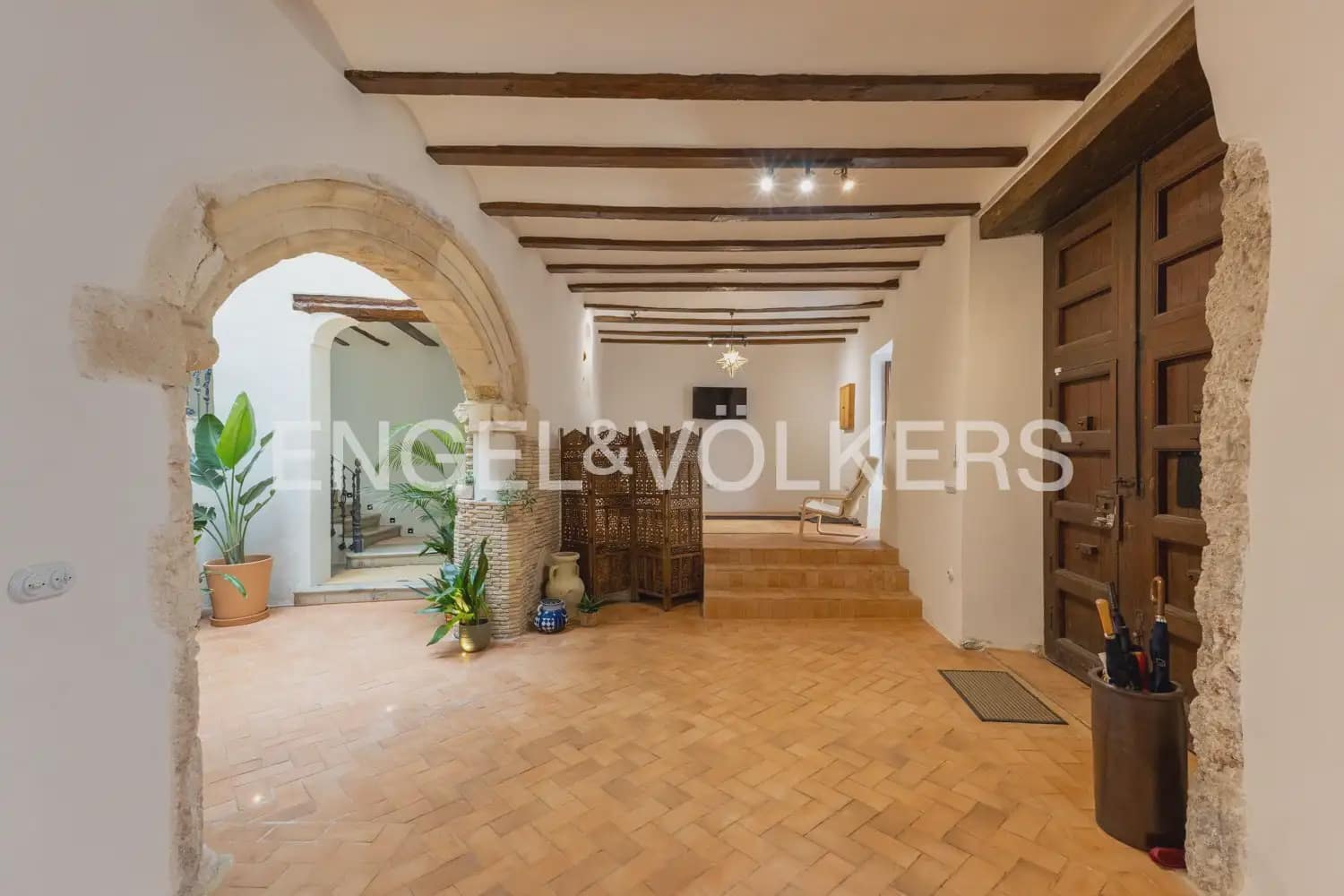 6 soveværelse Byhus til salg i Xativa med swimmingpool garage - € 795.000 (Ref: 9997555)