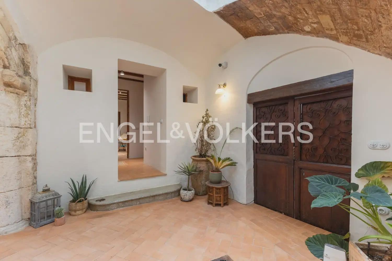 6 soveværelse Byhus til salg i Xativa med swimmingpool garage - € 795.000 (Ref: 9997555)