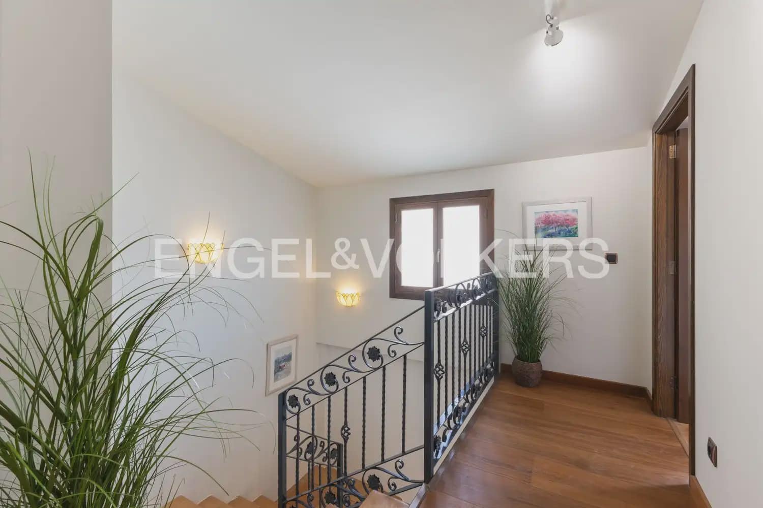 6 soveværelse Byhus til salg i Xativa med swimmingpool garage - € 795.000 (Ref: 9997555)