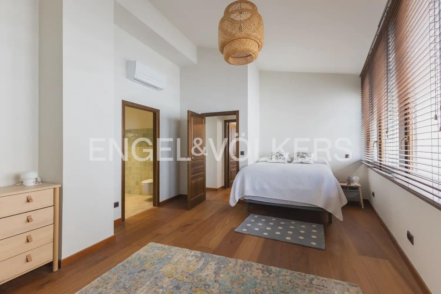 6 soveværelse Byhus til salg i Xativa med swimmingpool garage - € 795.000 (Ref: 9997555)